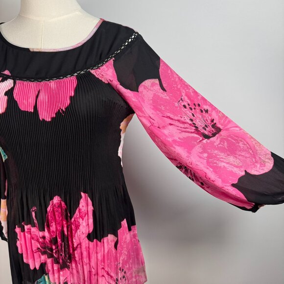 Melissa Paige Pleated Floral Bell Sleeve Blouse Small - Picture 5 of 8